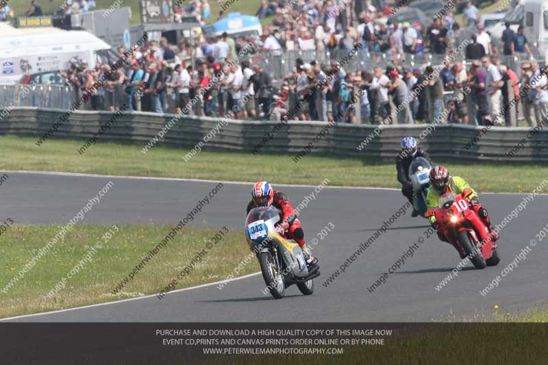 Vintage motorcycle club;eventdigitalimages;mallory park;mallory park trackday photographs;no limits trackdays;peter wileman photography;trackday digital images;trackday photos;vmcc festival 1000 bikes photographs