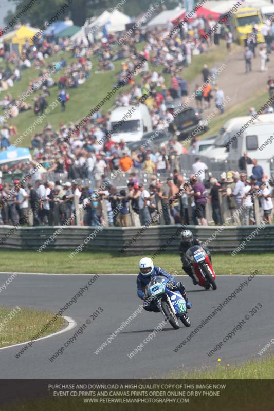 Vintage motorcycle club;eventdigitalimages;mallory park;mallory park trackday photographs;no limits trackdays;peter wileman photography;trackday digital images;trackday photos;vmcc festival 1000 bikes photographs