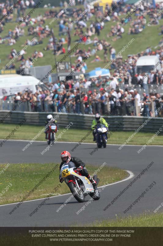 Vintage motorcycle club;eventdigitalimages;mallory park;mallory park trackday photographs;no limits trackdays;peter wileman photography;trackday digital images;trackday photos;vmcc festival 1000 bikes photographs