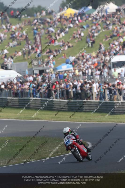 Vintage motorcycle club;eventdigitalimages;mallory park;mallory park trackday photographs;no limits trackdays;peter wileman photography;trackday digital images;trackday photos;vmcc festival 1000 bikes photographs