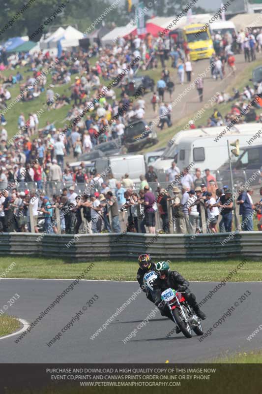 Vintage motorcycle club;eventdigitalimages;mallory park;mallory park trackday photographs;no limits trackdays;peter wileman photography;trackday digital images;trackday photos;vmcc festival 1000 bikes photographs