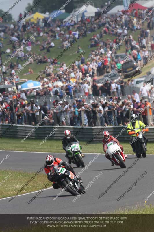 Vintage motorcycle club;eventdigitalimages;mallory park;mallory park trackday photographs;no limits trackdays;peter wileman photography;trackday digital images;trackday photos;vmcc festival 1000 bikes photographs