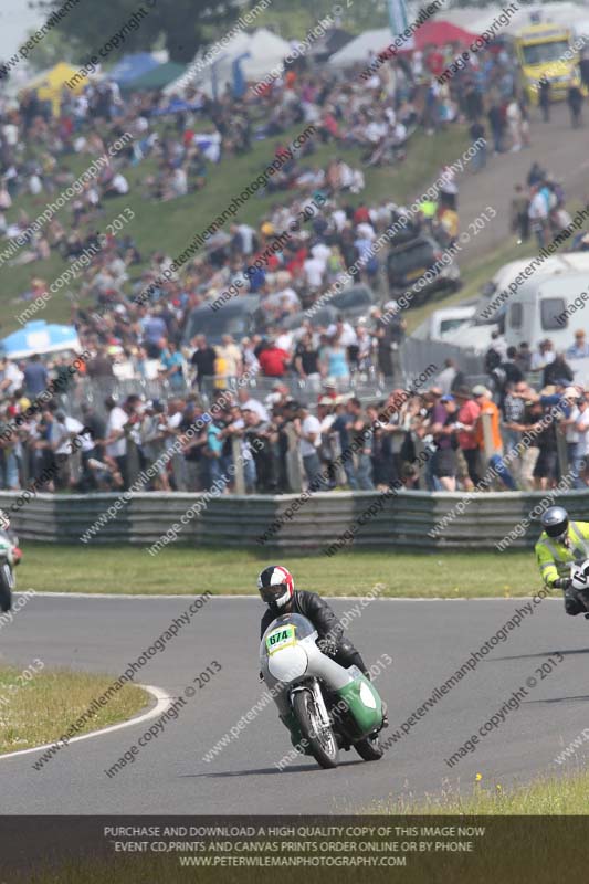 Vintage motorcycle club;eventdigitalimages;mallory park;mallory park trackday photographs;no limits trackdays;peter wileman photography;trackday digital images;trackday photos;vmcc festival 1000 bikes photographs