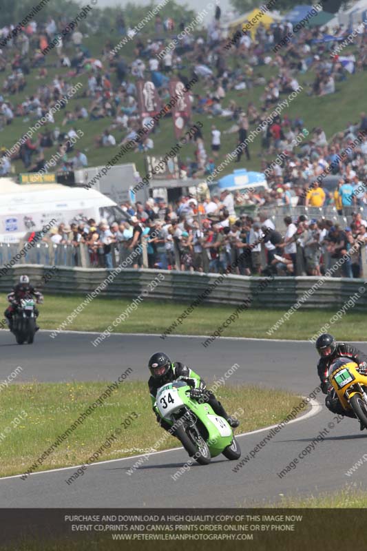 Vintage motorcycle club;eventdigitalimages;mallory park;mallory park trackday photographs;no limits trackdays;peter wileman photography;trackday digital images;trackday photos;vmcc festival 1000 bikes photographs