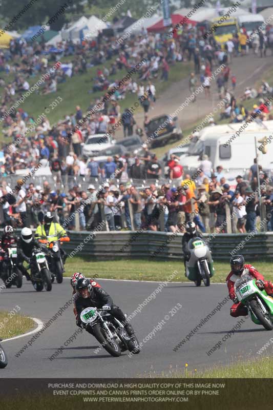 Vintage motorcycle club;eventdigitalimages;mallory park;mallory park trackday photographs;no limits trackdays;peter wileman photography;trackday digital images;trackday photos;vmcc festival 1000 bikes photographs