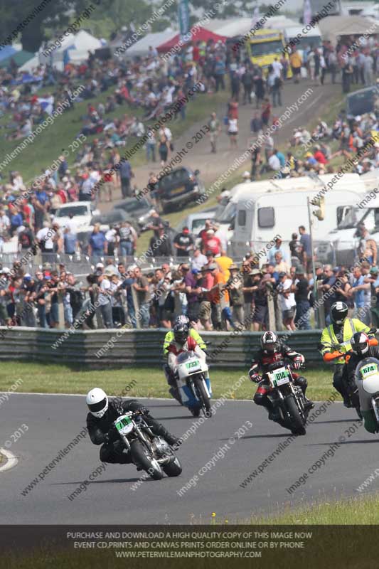 Vintage motorcycle club;eventdigitalimages;mallory park;mallory park trackday photographs;no limits trackdays;peter wileman photography;trackday digital images;trackday photos;vmcc festival 1000 bikes photographs