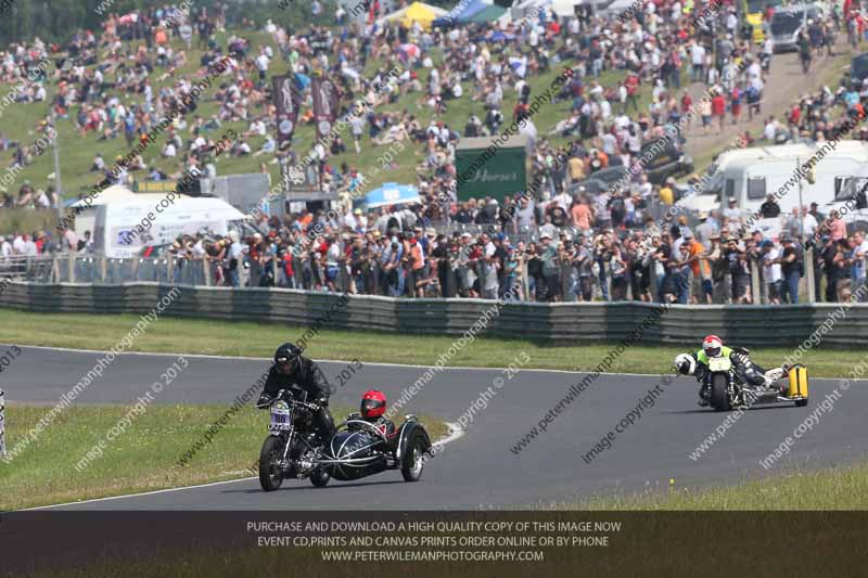 Vintage motorcycle club;eventdigitalimages;mallory park;mallory park trackday photographs;no limits trackdays;peter wileman photography;trackday digital images;trackday photos;vmcc festival 1000 bikes photographs