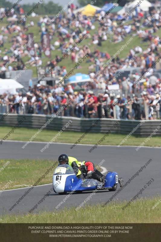 Vintage motorcycle club;eventdigitalimages;mallory park;mallory park trackday photographs;no limits trackdays;peter wileman photography;trackday digital images;trackday photos;vmcc festival 1000 bikes photographs