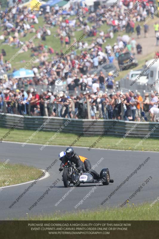 Vintage motorcycle club;eventdigitalimages;mallory park;mallory park trackday photographs;no limits trackdays;peter wileman photography;trackday digital images;trackday photos;vmcc festival 1000 bikes photographs