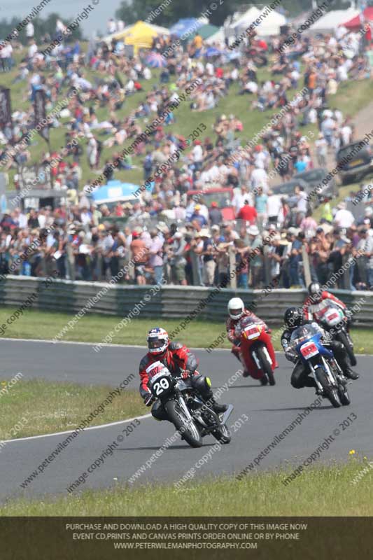 Vintage motorcycle club;eventdigitalimages;mallory park;mallory park trackday photographs;no limits trackdays;peter wileman photography;trackday digital images;trackday photos;vmcc festival 1000 bikes photographs