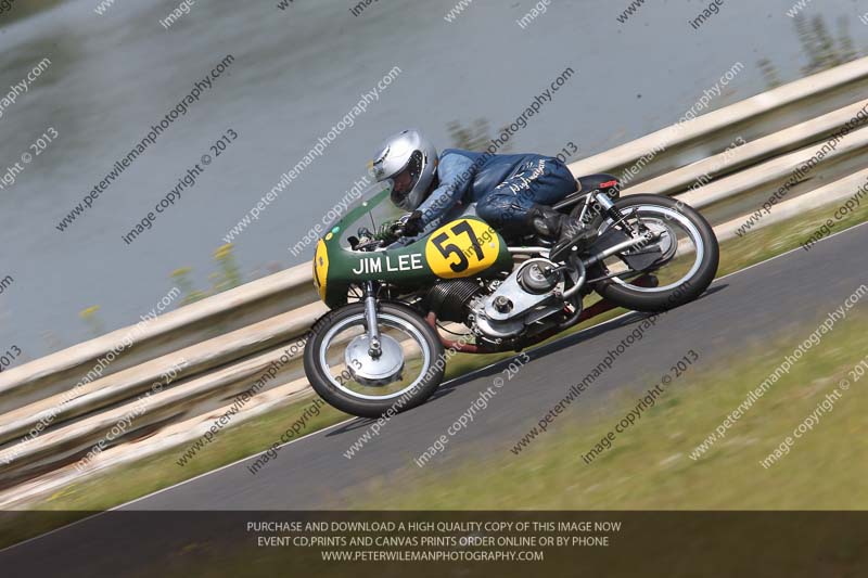 Vintage motorcycle club;eventdigitalimages;mallory park;mallory park trackday photographs;no limits trackdays;peter wileman photography;trackday digital images;trackday photos;vmcc festival 1000 bikes photographs