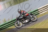 Vintage-motorcycle-club;eventdigitalimages;mallory-park;mallory-park-trackday-photographs;no-limits-trackdays;peter-wileman-photography;trackday-digital-images;trackday-photos;vmcc-festival-1000-bikes-photographs