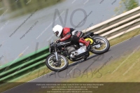 Vintage-motorcycle-club;eventdigitalimages;mallory-park;mallory-park-trackday-photographs;no-limits-trackdays;peter-wileman-photography;trackday-digital-images;trackday-photos;vmcc-festival-1000-bikes-photographs