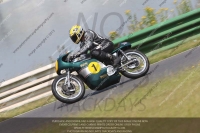 Vintage-motorcycle-club;eventdigitalimages;mallory-park;mallory-park-trackday-photographs;no-limits-trackdays;peter-wileman-photography;trackday-digital-images;trackday-photos;vmcc-festival-1000-bikes-photographs