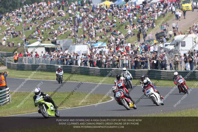 Vintage motorcycle club;eventdigitalimages;mallory park;mallory park trackday photographs;no limits trackdays;peter wileman photography;trackday digital images;trackday photos;vmcc festival 1000 bikes photographs