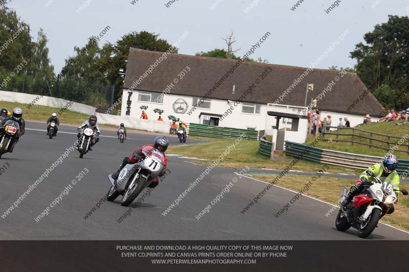 Vintage motorcycle club;eventdigitalimages;mallory park;mallory park trackday photographs;no limits trackdays;peter wileman photography;trackday digital images;trackday photos;vmcc festival 1000 bikes photographs