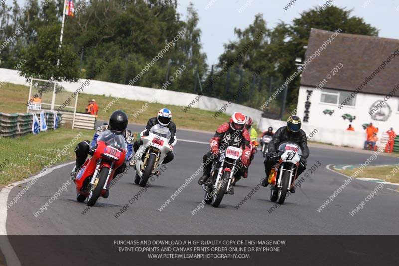 Vintage motorcycle club;eventdigitalimages;mallory park;mallory park trackday photographs;no limits trackdays;peter wileman photography;trackday digital images;trackday photos;vmcc festival 1000 bikes photographs