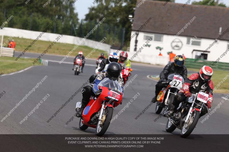 Vintage motorcycle club;eventdigitalimages;mallory park;mallory park trackday photographs;no limits trackdays;peter wileman photography;trackday digital images;trackday photos;vmcc festival 1000 bikes photographs