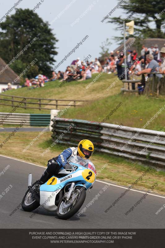 Vintage motorcycle club;eventdigitalimages;mallory park;mallory park trackday photographs;no limits trackdays;peter wileman photography;trackday digital images;trackday photos;vmcc festival 1000 bikes photographs