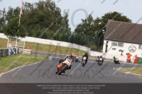 Vintage-motorcycle-club;eventdigitalimages;mallory-park;mallory-park-trackday-photographs;no-limits-trackdays;peter-wileman-photography;trackday-digital-images;trackday-photos;vmcc-festival-1000-bikes-photographs