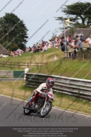 Vintage-motorcycle-club;eventdigitalimages;mallory-park;mallory-park-trackday-photographs;no-limits-trackdays;peter-wileman-photography;trackday-digital-images;trackday-photos;vmcc-festival-1000-bikes-photographs