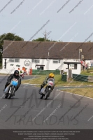 Vintage-motorcycle-club;eventdigitalimages;mallory-park;mallory-park-trackday-photographs;no-limits-trackdays;peter-wileman-photography;trackday-digital-images;trackday-photos;vmcc-festival-1000-bikes-photographs