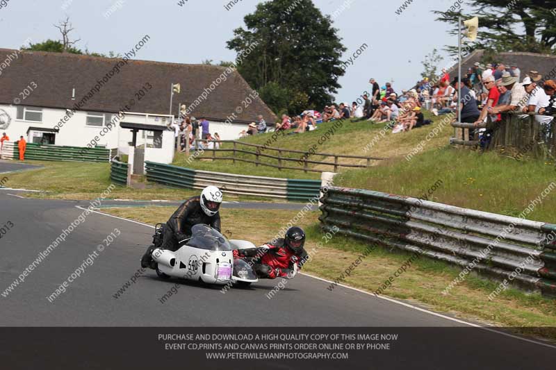 Vintage motorcycle club;eventdigitalimages;mallory park;mallory park trackday photographs;no limits trackdays;peter wileman photography;trackday digital images;trackday photos;vmcc festival 1000 bikes photographs