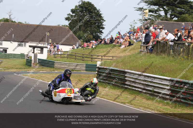 Vintage motorcycle club;eventdigitalimages;mallory park;mallory park trackday photographs;no limits trackdays;peter wileman photography;trackday digital images;trackday photos;vmcc festival 1000 bikes photographs