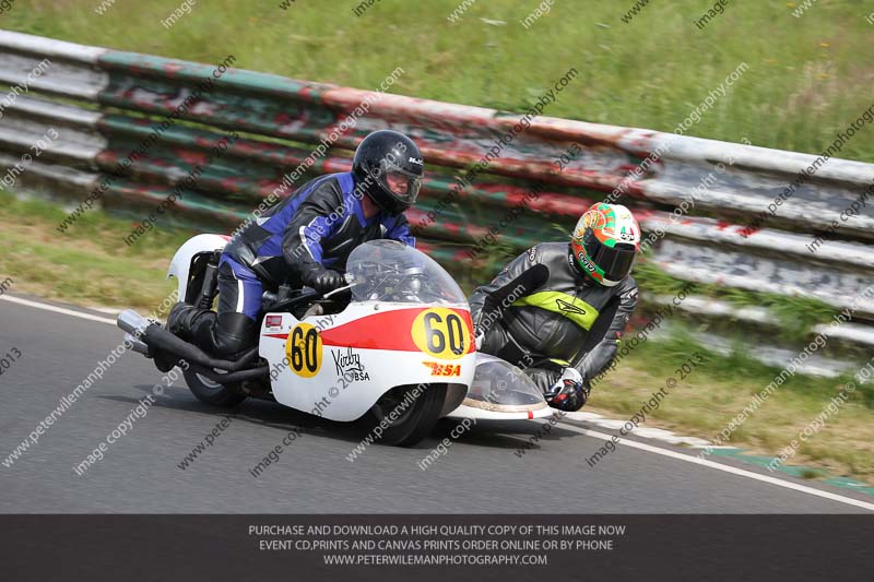 Vintage motorcycle club;eventdigitalimages;mallory park;mallory park trackday photographs;no limits trackdays;peter wileman photography;trackday digital images;trackday photos;vmcc festival 1000 bikes photographs