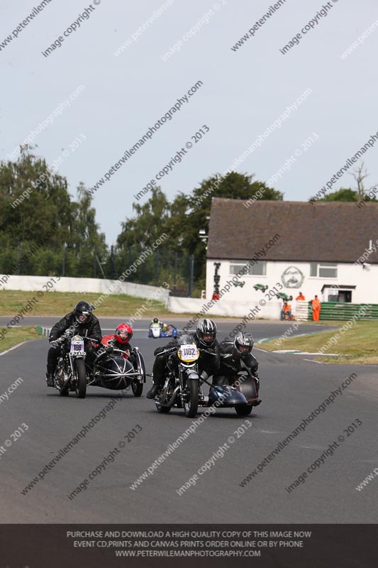 Vintage motorcycle club;eventdigitalimages;mallory park;mallory park trackday photographs;no limits trackdays;peter wileman photography;trackday digital images;trackday photos;vmcc festival 1000 bikes photographs