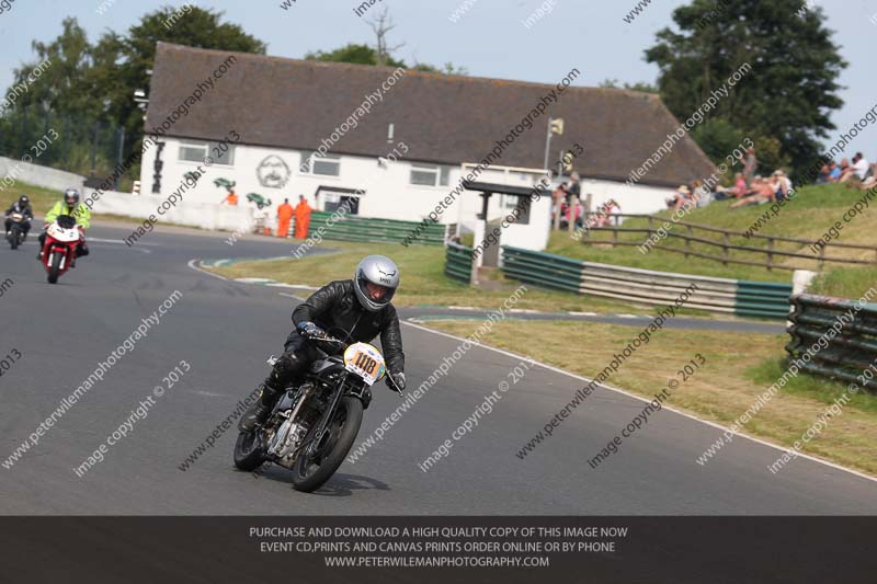 Vintage motorcycle club;eventdigitalimages;mallory park;mallory park trackday photographs;no limits trackdays;peter wileman photography;trackday digital images;trackday photos;vmcc festival 1000 bikes photographs