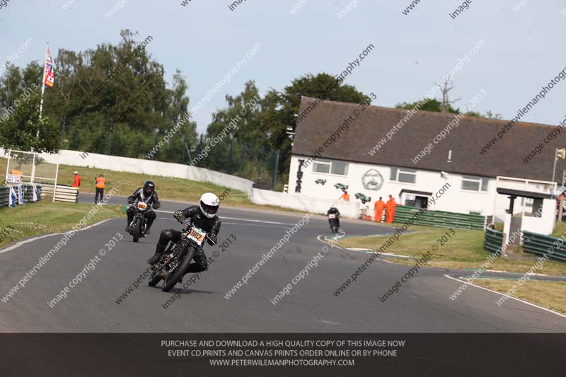 Vintage motorcycle club;eventdigitalimages;mallory park;mallory park trackday photographs;no limits trackdays;peter wileman photography;trackday digital images;trackday photos;vmcc festival 1000 bikes photographs