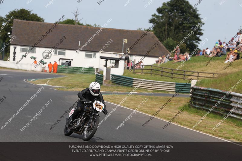 Vintage motorcycle club;eventdigitalimages;mallory park;mallory park trackday photographs;no limits trackdays;peter wileman photography;trackday digital images;trackday photos;vmcc festival 1000 bikes photographs