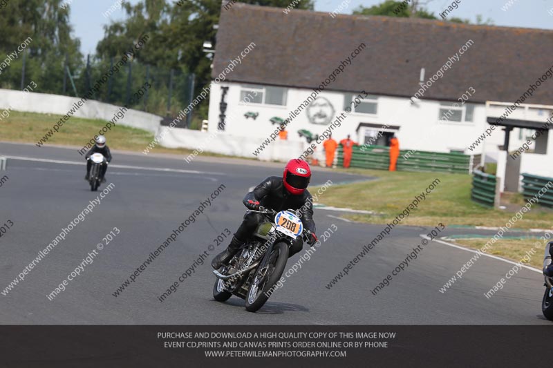 Vintage motorcycle club;eventdigitalimages;mallory park;mallory park trackday photographs;no limits trackdays;peter wileman photography;trackday digital images;trackday photos;vmcc festival 1000 bikes photographs