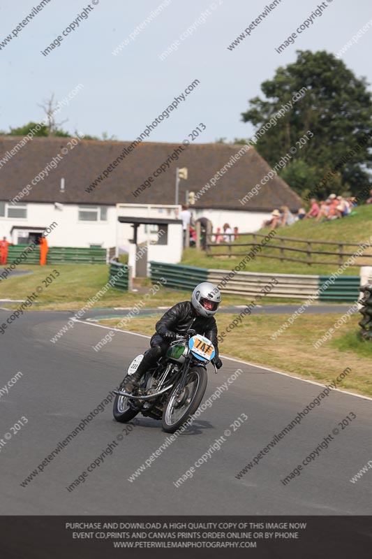 Vintage motorcycle club;eventdigitalimages;mallory park;mallory park trackday photographs;no limits trackdays;peter wileman photography;trackday digital images;trackday photos;vmcc festival 1000 bikes photographs