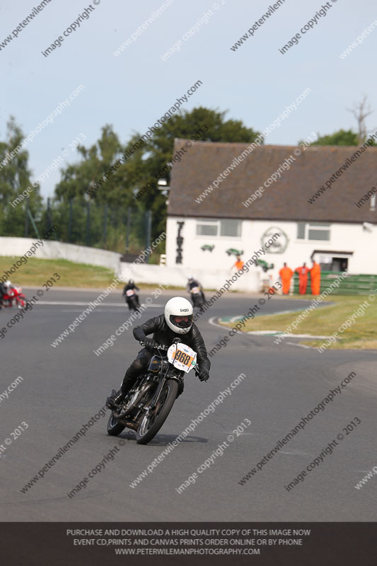 Vintage motorcycle club;eventdigitalimages;mallory park;mallory park trackday photographs;no limits trackdays;peter wileman photography;trackday digital images;trackday photos;vmcc festival 1000 bikes photographs