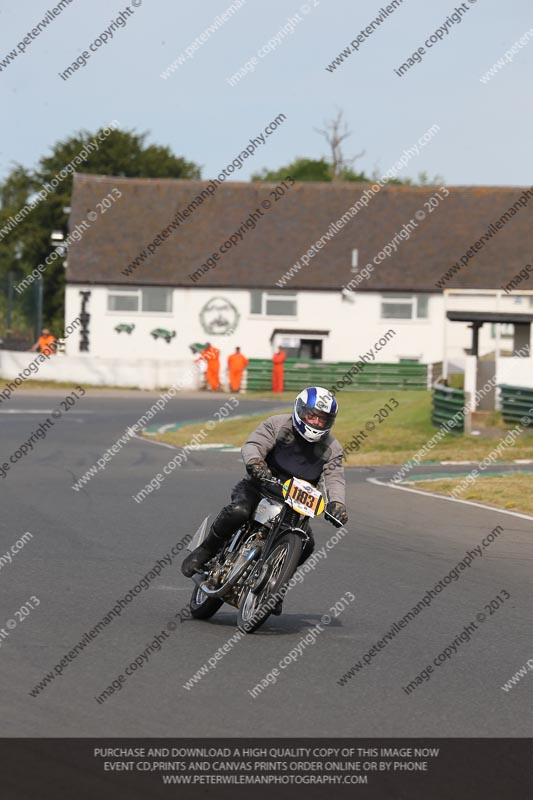 Vintage motorcycle club;eventdigitalimages;mallory park;mallory park trackday photographs;no limits trackdays;peter wileman photography;trackday digital images;trackday photos;vmcc festival 1000 bikes photographs