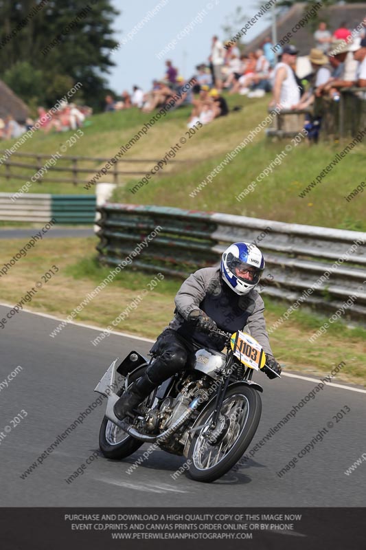 Vintage motorcycle club;eventdigitalimages;mallory park;mallory park trackday photographs;no limits trackdays;peter wileman photography;trackday digital images;trackday photos;vmcc festival 1000 bikes photographs