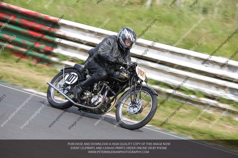 Vintage motorcycle club;eventdigitalimages;mallory park;mallory park trackday photographs;no limits trackdays;peter wileman photography;trackday digital images;trackday photos;vmcc festival 1000 bikes photographs