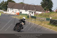 Vintage-motorcycle-club;eventdigitalimages;mallory-park;mallory-park-trackday-photographs;no-limits-trackdays;peter-wileman-photography;trackday-digital-images;trackday-photos;vmcc-festival-1000-bikes-photographs