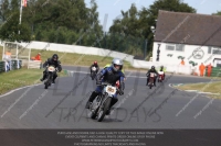 Vintage-motorcycle-club;eventdigitalimages;mallory-park;mallory-park-trackday-photographs;no-limits-trackdays;peter-wileman-photography;trackday-digital-images;trackday-photos;vmcc-festival-1000-bikes-photographs