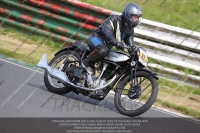 Vintage-motorcycle-club;eventdigitalimages;mallory-park;mallory-park-trackday-photographs;no-limits-trackdays;peter-wileman-photography;trackday-digital-images;trackday-photos;vmcc-festival-1000-bikes-photographs