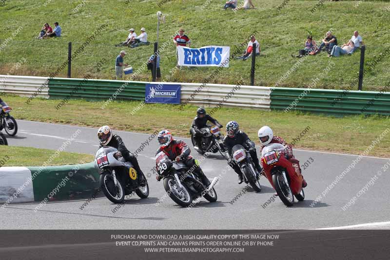 Vintage motorcycle club;eventdigitalimages;mallory park;mallory park trackday photographs;no limits trackdays;peter wileman photography;trackday digital images;trackday photos;vmcc festival 1000 bikes photographs