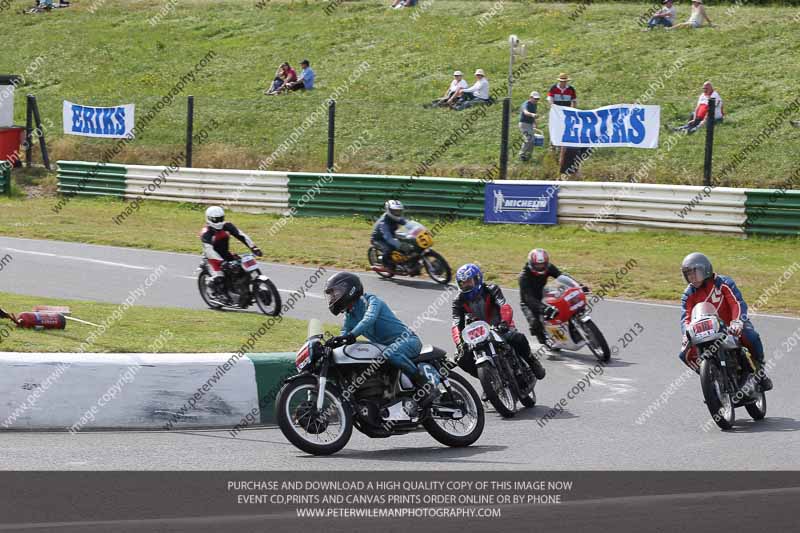 Vintage motorcycle club;eventdigitalimages;mallory park;mallory park trackday photographs;no limits trackdays;peter wileman photography;trackday digital images;trackday photos;vmcc festival 1000 bikes photographs