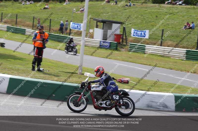 Vintage motorcycle club;eventdigitalimages;mallory park;mallory park trackday photographs;no limits trackdays;peter wileman photography;trackday digital images;trackday photos;vmcc festival 1000 bikes photographs