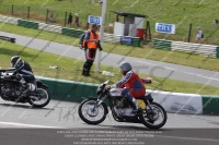 Vintage-motorcycle-club;eventdigitalimages;mallory-park;mallory-park-trackday-photographs;no-limits-trackdays;peter-wileman-photography;trackday-digital-images;trackday-photos;vmcc-festival-1000-bikes-photographs