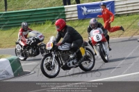 Vintage-motorcycle-club;eventdigitalimages;mallory-park;mallory-park-trackday-photographs;no-limits-trackdays;peter-wileman-photography;trackday-digital-images;trackday-photos;vmcc-festival-1000-bikes-photographs