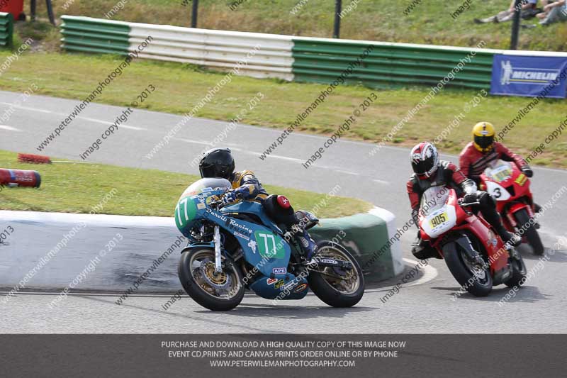 Vintage motorcycle club;eventdigitalimages;mallory park;mallory park trackday photographs;no limits trackdays;peter wileman photography;trackday digital images;trackday photos;vmcc festival 1000 bikes photographs