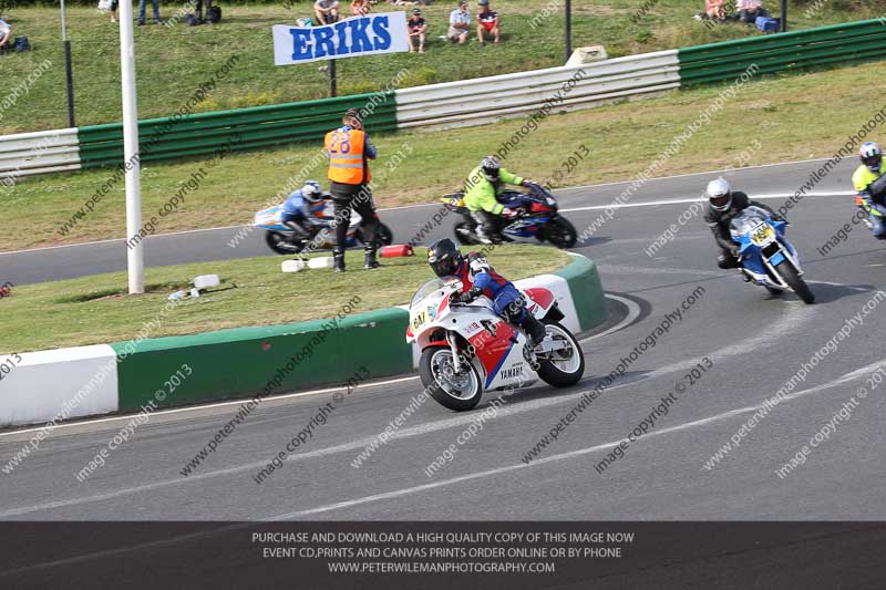 Vintage motorcycle club;eventdigitalimages;mallory park;mallory park trackday photographs;no limits trackdays;peter wileman photography;trackday digital images;trackday photos;vmcc festival 1000 bikes photographs