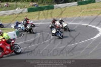 Vintage-motorcycle-club;eventdigitalimages;mallory-park;mallory-park-trackday-photographs;no-limits-trackdays;peter-wileman-photography;trackday-digital-images;trackday-photos;vmcc-festival-1000-bikes-photographs